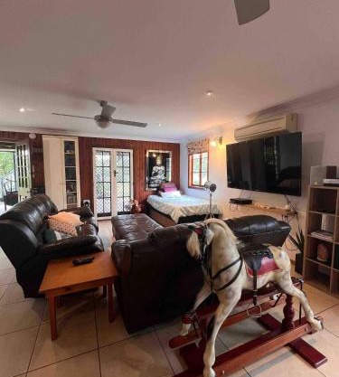 Seehorse Meadows, a Farm Stay in Churchable