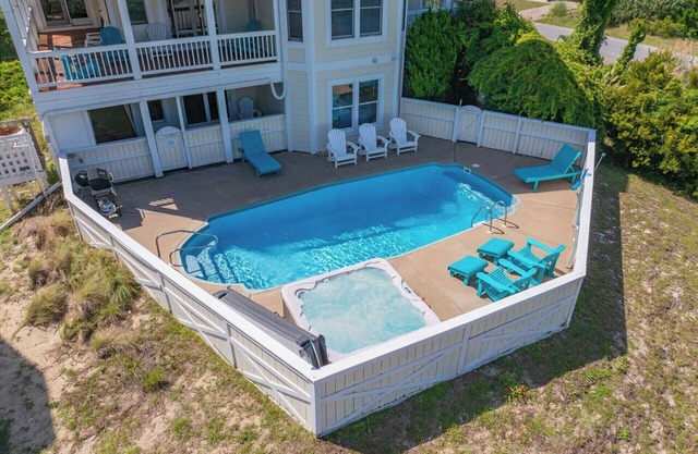Semi-Oceanfront Dog Friendly w/Pool, Hot Tub, Home Theater, and Game Room