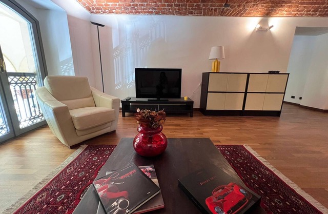 September Suite - Luxury apartment in the historic center of Novara