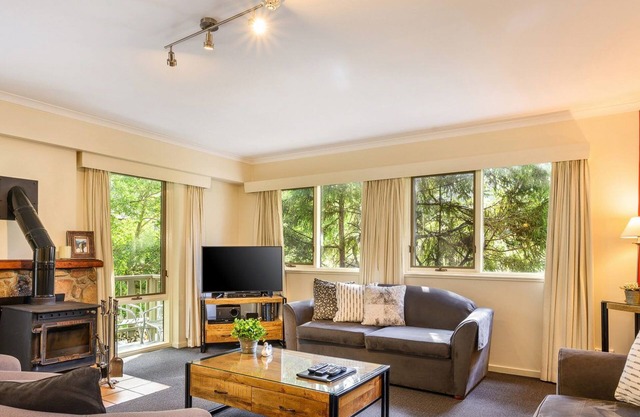 Sequoia 4 - Central Village