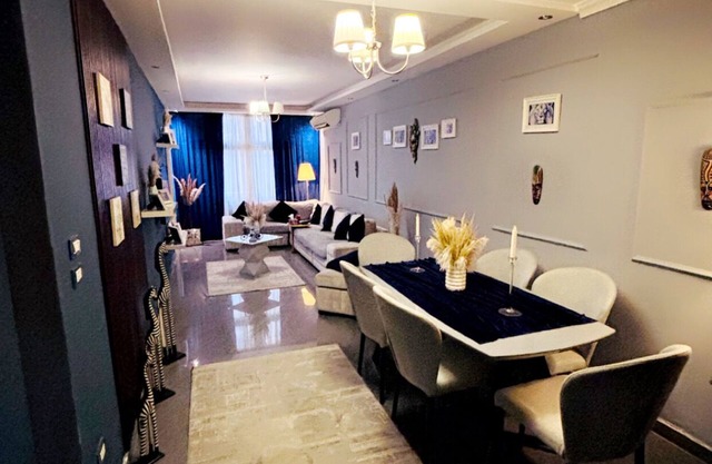 Serene 2-bedroom apartment with AC in Alexandria Governorate