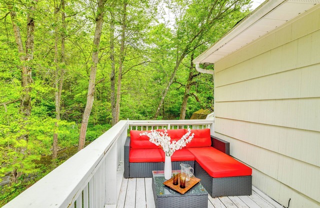Serene Home w/On-Site Brook in Callicoon Center