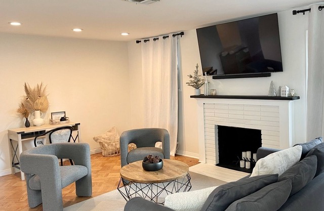 Serene House close to Old Town and Rose Bowl