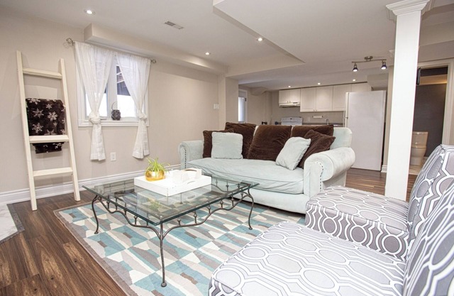 Serenity in the Hills - Charming 1-bdrm house w WiFi and Hot Tub in Orangeville
