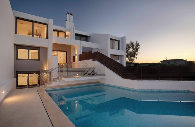 Serenity Villa-Luxurious villa in the heart of Ancient Corinth with private pool