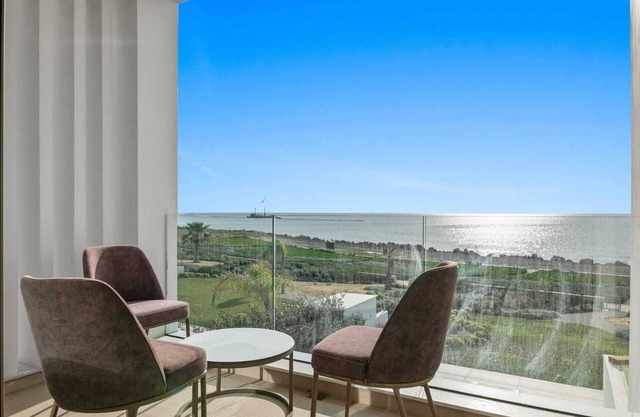 Serenity Waves Villa 2