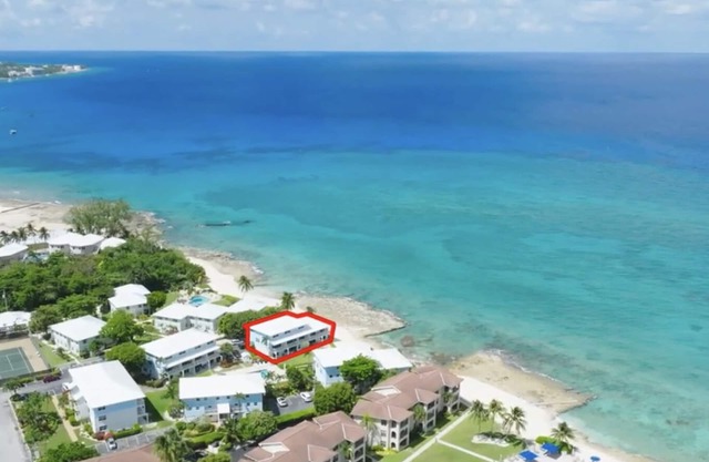 Seven Mile 3 bedroom, family friendly home ON the sea, hear the sea its so close