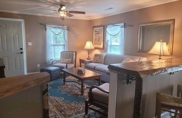 Shade Tree Cottage is a perfect cozy cottage to make you feel right at home.