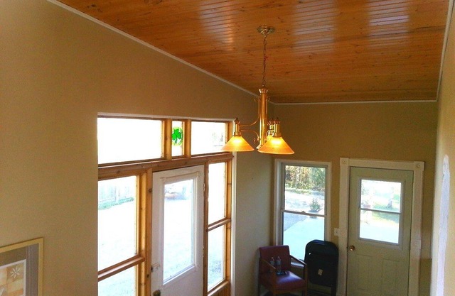 Shamrock Beach Cottage near Ontario's sandy west coast!
