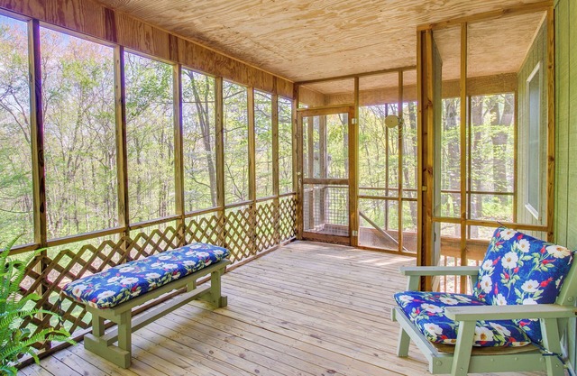 Shenandoah National Park: Cabin w/Patio!