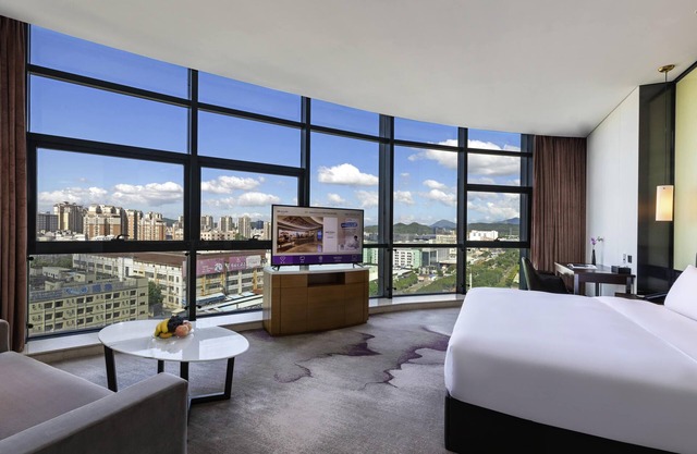 Shenzhen Longgang Kunyi Mercure Hotel