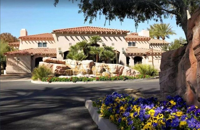 SHERATON DESERT OASIS VILLA/2BR VILLA, NEAR THE PHOENIX OPEN