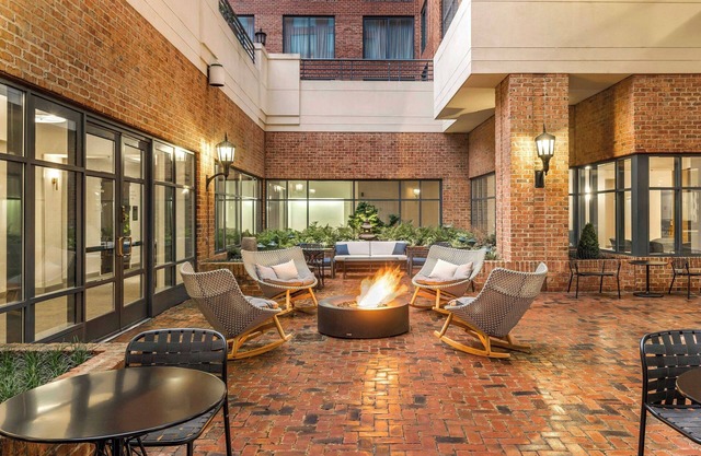 Sheraton Suites Old Town Alexandria