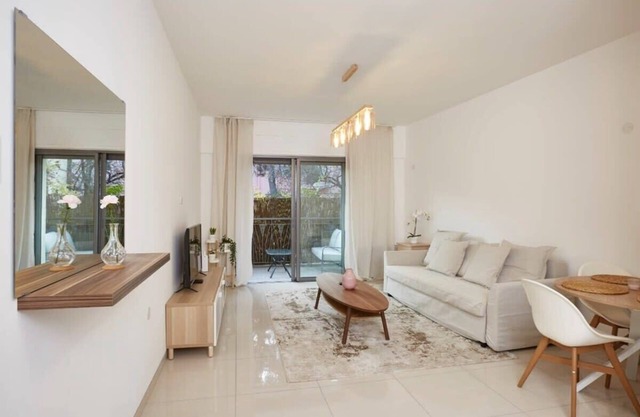 Shirat Haneviim - One Bedroom