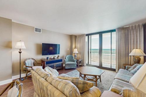 Shoreham Towers 4-D