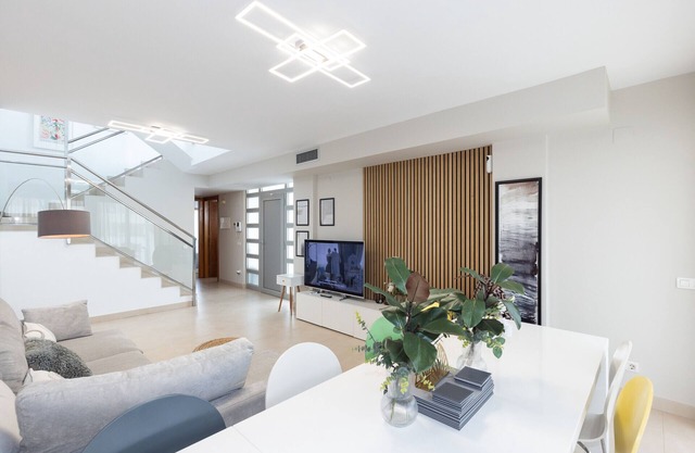 SIENNA - Only Families House