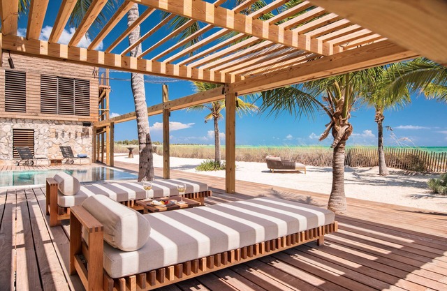 Silver Sands- Luxury 8 bedroom Villa