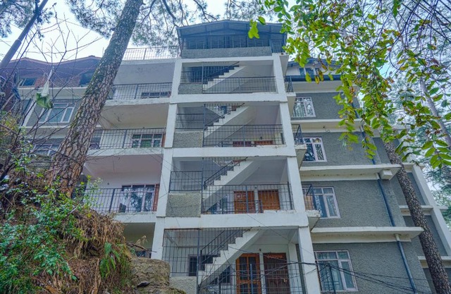 Simla Woods 2BHK by Dumnu Homes