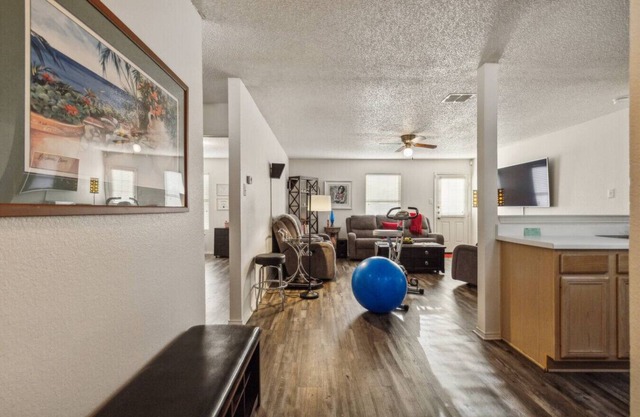 Simple and Sweet 2 Bed 2 Bath
