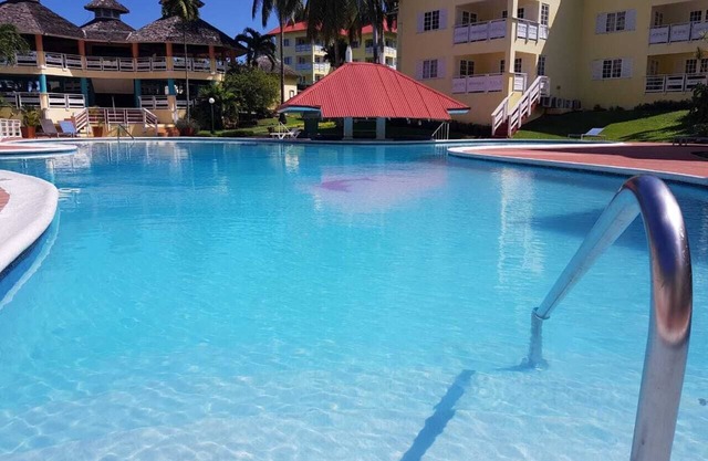 "Simply Mystical" Your Tropical Home Away from Home