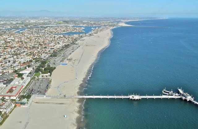 Single fam res. 4 bedroom, 3bath beach house. 9 houses to beach. 2 parking spots