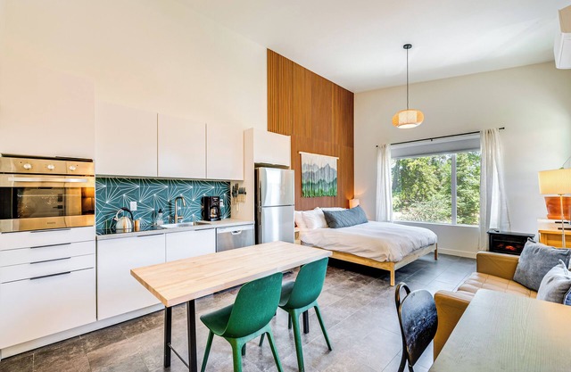 Ski, Hike & Fish: Modern Park City Studio