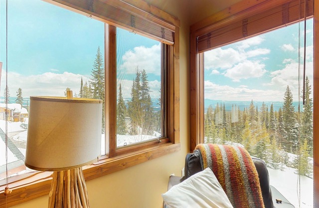 Ski-in/out home with private hot tub & great location by Village