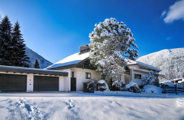 Ski-in/ski-out holiday home in Söll with sauna