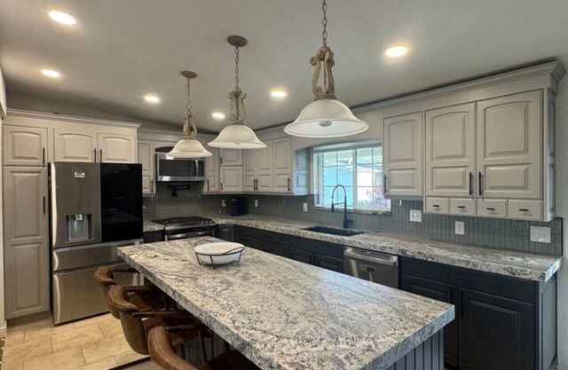 Skiing, Stocked Kitchen, 80" TV, Backyard, W/D
