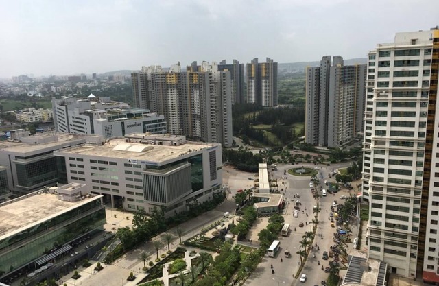 Sky High at Blue Ridge, 22nd floor