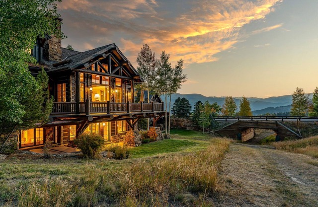 Skywatch Lodge by Vail Butler - Ski In/Ski Out Beaver Creek, Hot Tub