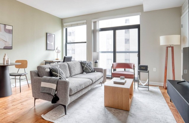 Sleek Mount Vernon 1BR w/Gym, Roof & W/D, near Metro, by Blueground