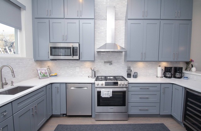 Sleek + Posh! 4 Bed/3.5 Baths! +RoofDeck! - Sleeps 12!