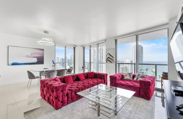 Sleek & Spacious 3-BR Condo at Miami’s Beachwalk Resort