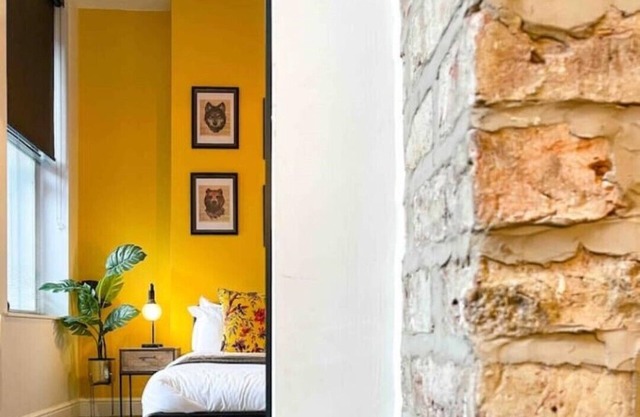 Sleek & Trendy 1BR Gem in the Heart of the City