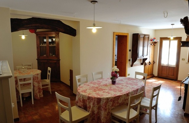 Sleeping in the Prosecco Hills. House suitable for families or groups of friends.