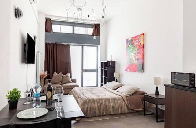 Sleepn'joy Pavia - by LM Apartments Via Calchi 11B Pavia