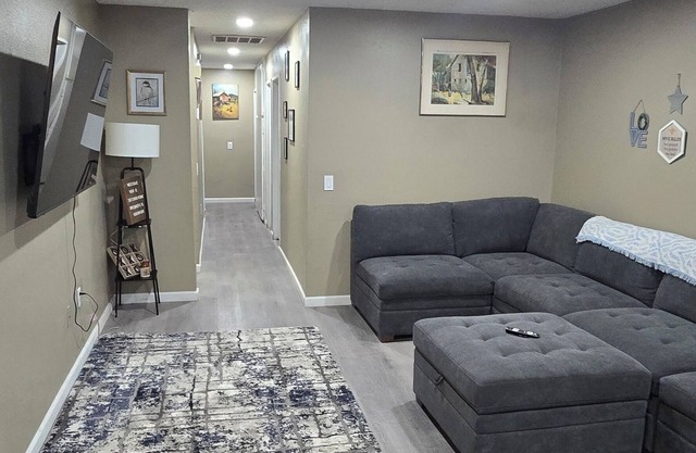Small but cosey 4-bedroom house with AC, WiFi in lovely El Centro.