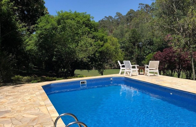 Small farm Paradise - Family, Root, Dog Friendly and Football :)