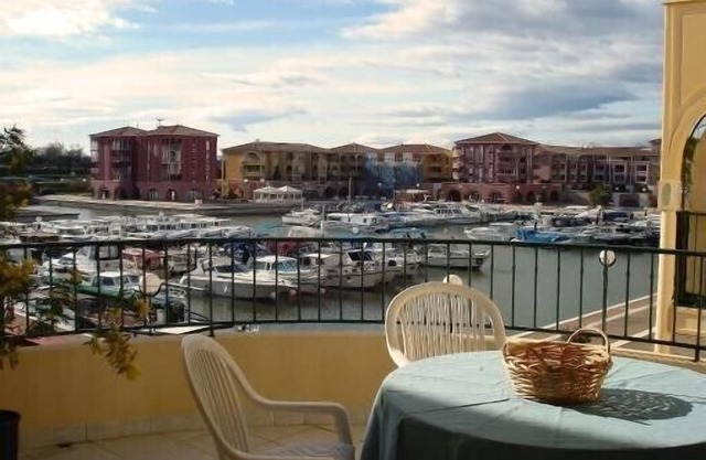 Small nice marina right in front of you and sea at 3 miles.
