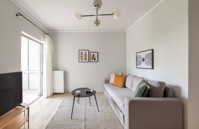 Smart Chic 1BR Apartment in Agia Paraskevi