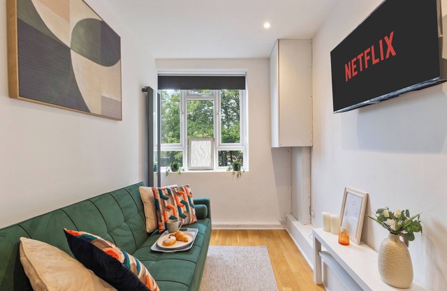 Smart City Stay I Fast Wi-Fi I Great Location I Sleeps 6+
