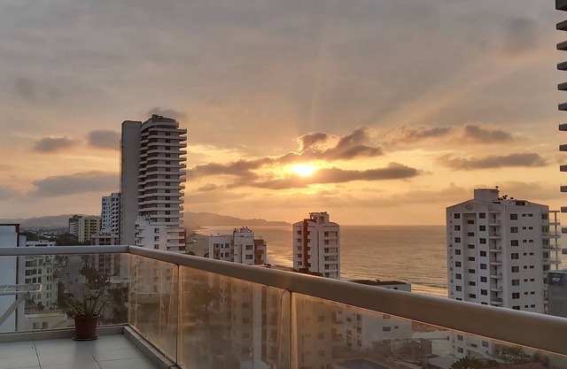 Smart penthouse with ocean view