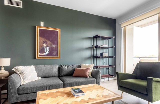 Smart Westchester 1BR w/ Gym, Pool, nr. Venice Beach, by Blueground