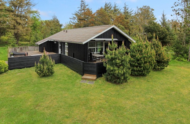 "Snioulf" - 1km from the sea by Interhome