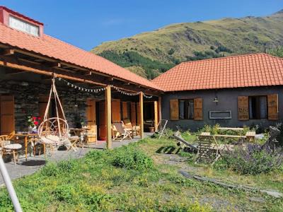 Sno House in Kazbeg
