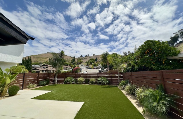 SoCal Sports Complex 8min!/Beach 10min!/Spacious Backyard