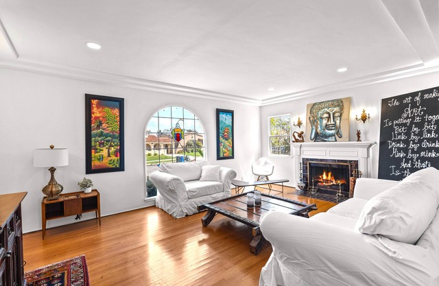 SoFi Kia Intuit 3 Bedrooms, 3 Full Bathrooms Sleeps 8, PATIO w BBQ Free Parking