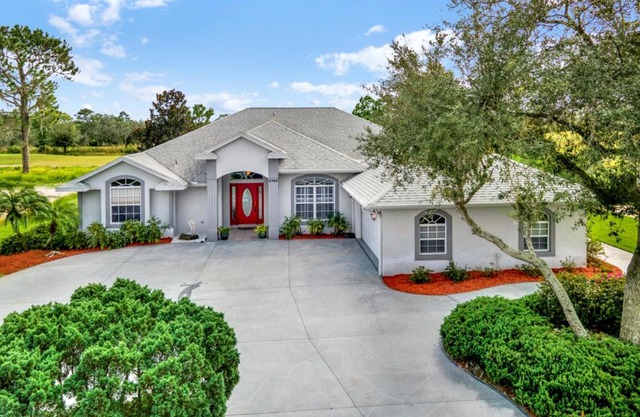 Solar Heated Private Pool & Lanai On Golf Course!