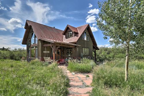 Solar-Powered Home with Mtn Views 33 Mi to Telluride